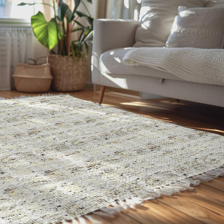 Sholy Wool Hand Carded Rug